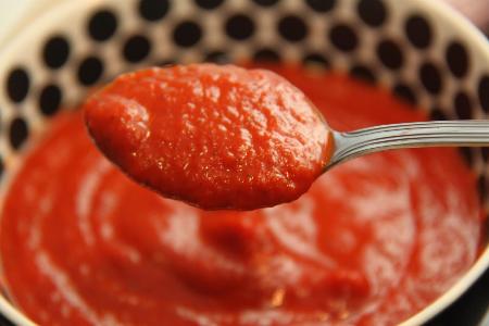 ingredientes para pizza tomate